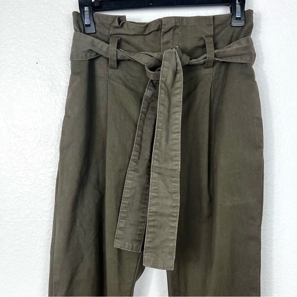FRAME Commander Olive Green Paper Bag Waist
Twill Ankle Pants Size 27 - Picture 5 of 9